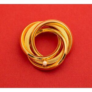 Vintage Gold Tone Statement Brooch with a faux pearl - F3